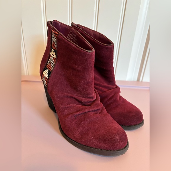 Sbicca Kolli Burgundy Suede Ankle Beaded Boots Booties, Size 8.5 - Picture 5 of 11
